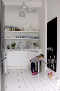 Inspiración para una pequeña cocina blanca