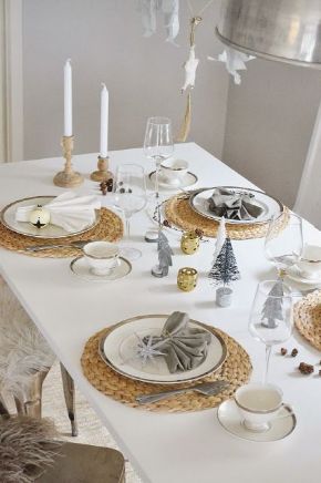 decoracion-mesa-navidad-blanco-dorado
